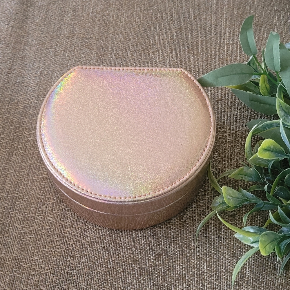 Taylor Madison Iridescent Gold Women's Accessory Box